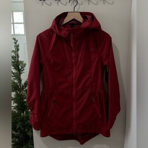 Lululemon peplum rain coat